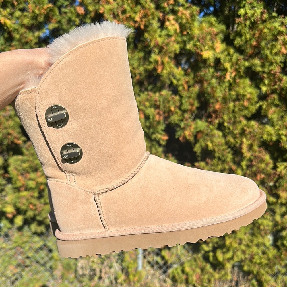 Women's powder rose/pastel pink Suede Boots with Fur Lining